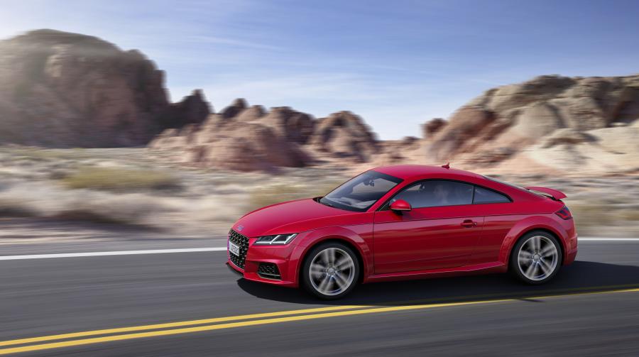  Audi TT Coupe 45 TFSI Quattro (8S) 2018 года  (WW) (фото 6 из 14)
